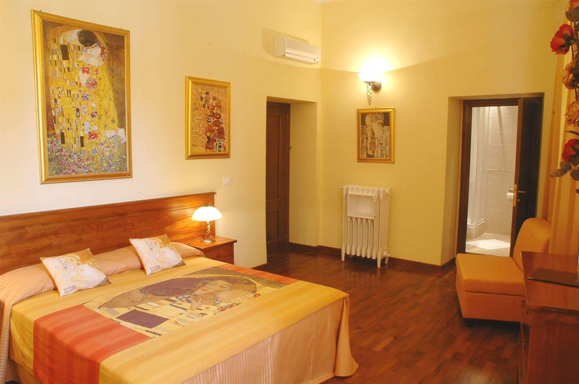 Tamara'S Suites Rome Bagian luar foto