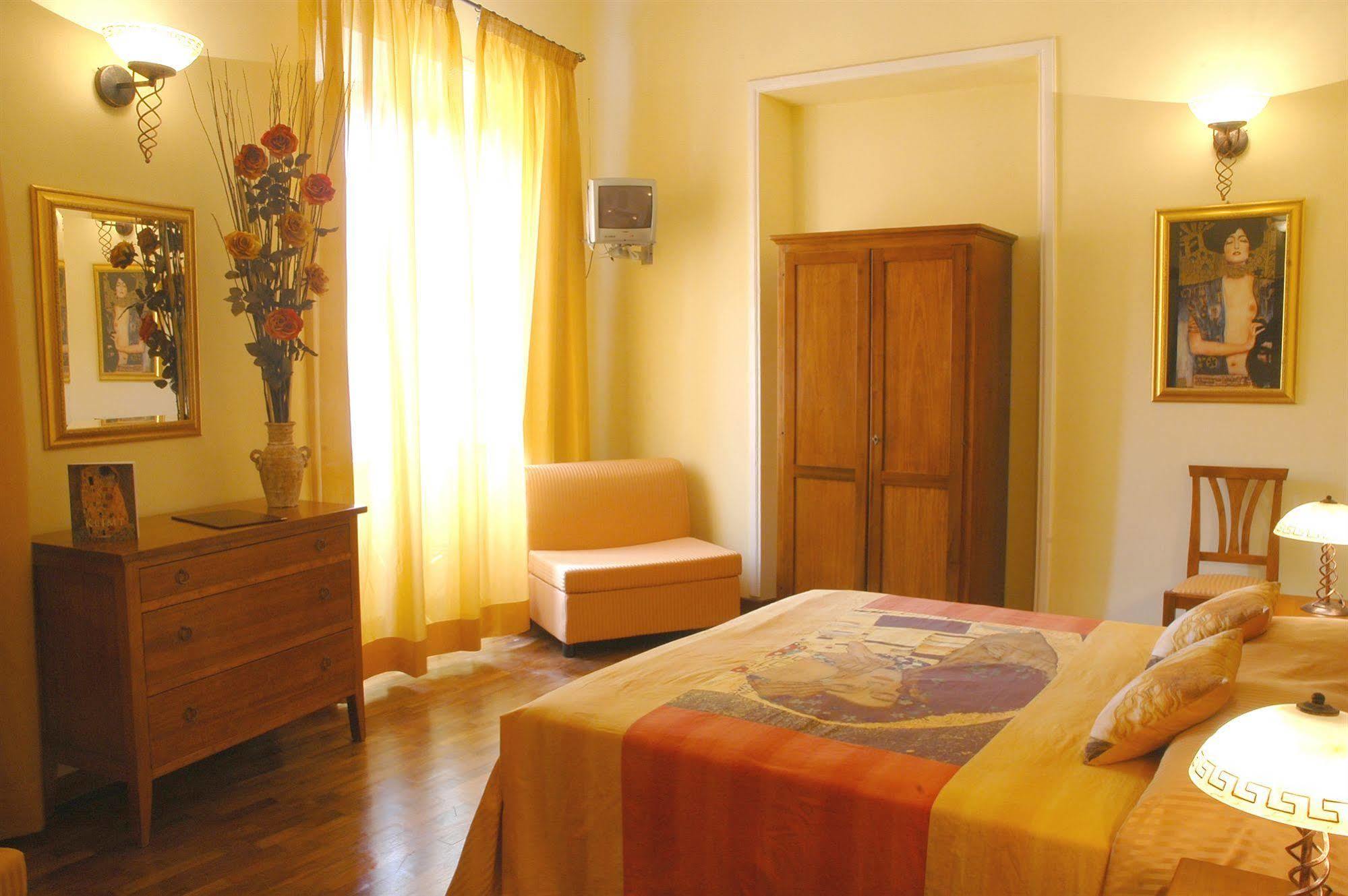 Tamara'S Suites Rome Bagian luar foto